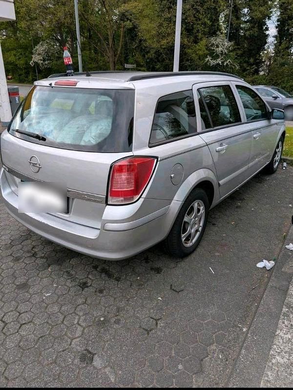Occasion Opel Astra 105 ch (77 kW) 2006 Argent Citadine