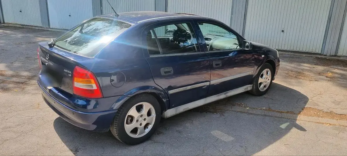 Gebraucht Opel Astra 75 PS (55 kW) 2000 Blau Kleinwagen