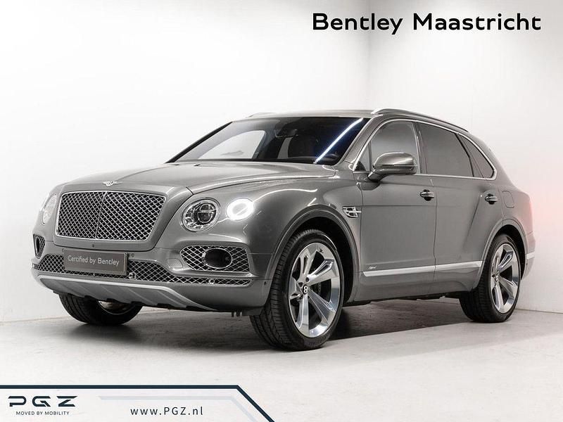 Grau Gebraucht 2020 Bentley Bentayga Mulliner SUV | 142.267 € (Etwas zu teuer) - Bild 1/4