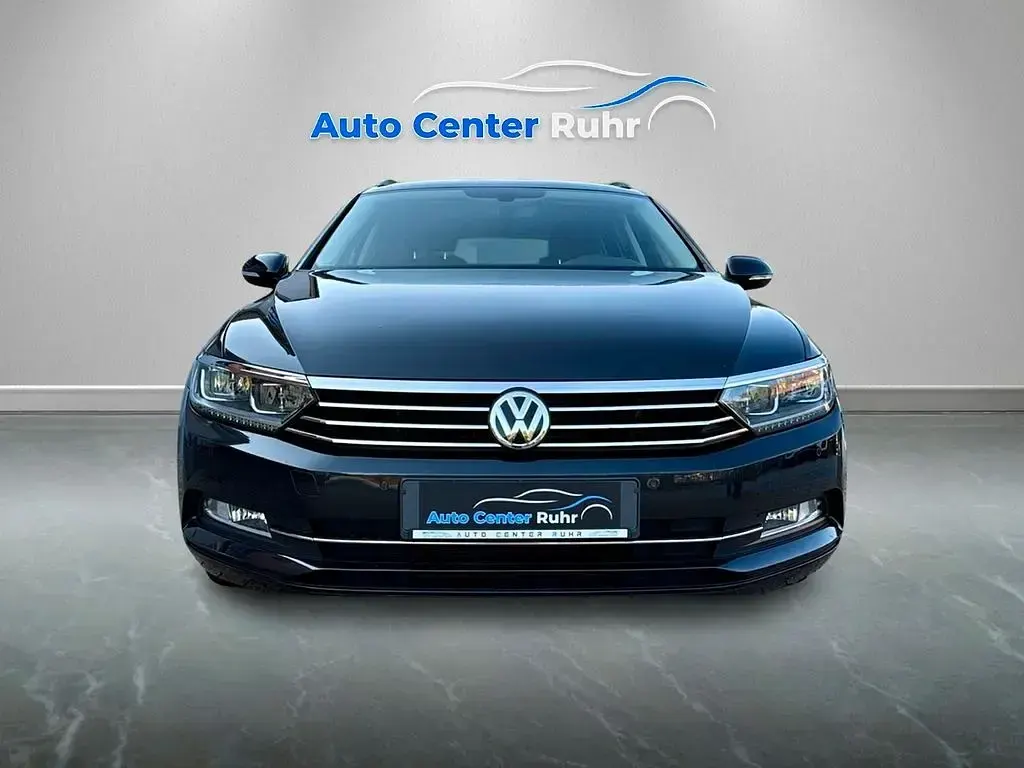 Gebraucht VW Passat Comfortline 150 PS (110 kW) 2018 Grau Kombi