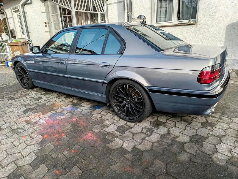 Gebraucht BMW 740 286 PS (210 kW) 2002 Grau Limousine