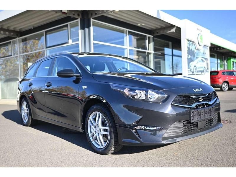 Gebraucht Kia Ceed Sportswagon Vision 136 PS (100 kW) 2023 Schwarz Kombi