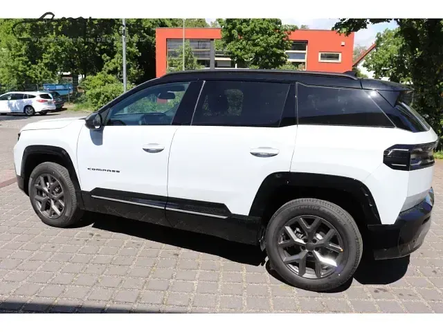Neu Jeep Compass 145 PS (106 kW) 2026 Bz4, vr167/c) (weiss SUV