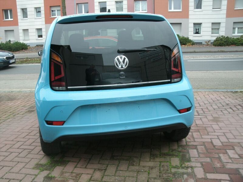 Gebraucht VW up! high up! 75 PS (55 kW) 2017 Blau Kleinwagen