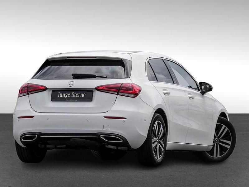 Gebraucht Mercedes A250 Progressive 224 PS (164 kW) 2020 Weiß Limousine