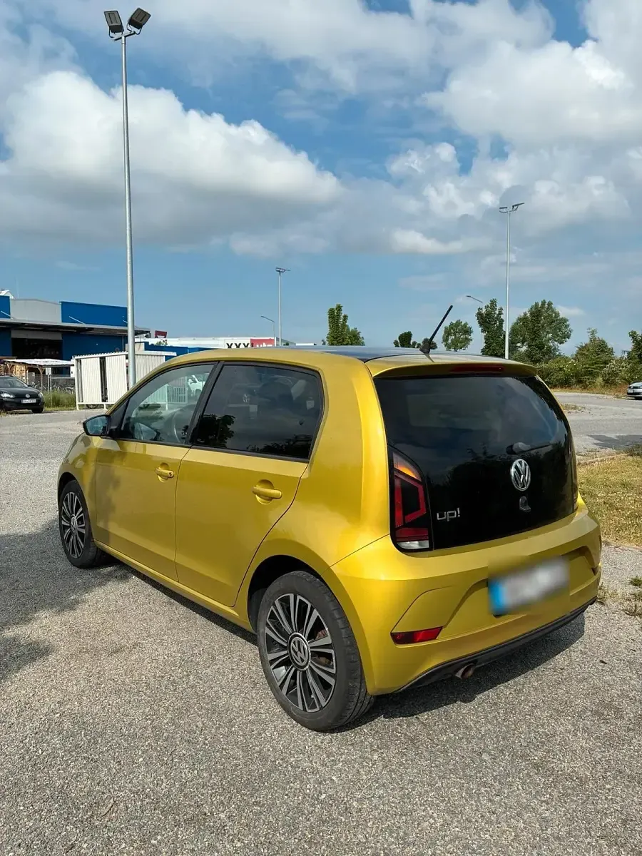 Gebraucht VW up! Highline 90 PS (66 kW) 2017 Gold Kleinwagen