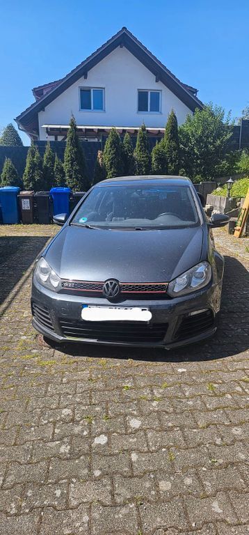 Grau Gebraucht 2010 VW Golf VI GTI Limousine | 6.333 € (Guter Preis) - Bild 1/4