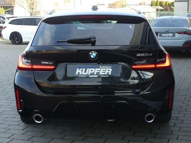 Gebraucht BMW 320 Performance 190 PS (139 kW) 2024 Schwarz Limousine