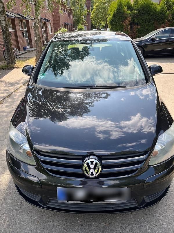Schwarz Gebraucht 2005 VW Golf IV Kleinwagen | 4.450 € (Teuer) - Bild 1/4