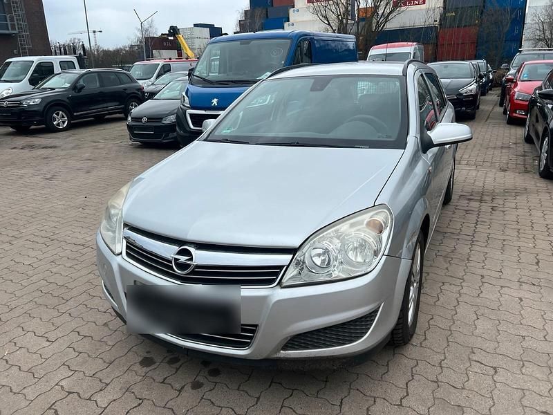 Gebraucht Opel Astra 105 PS (77 kW) 2007 Silber Kombi