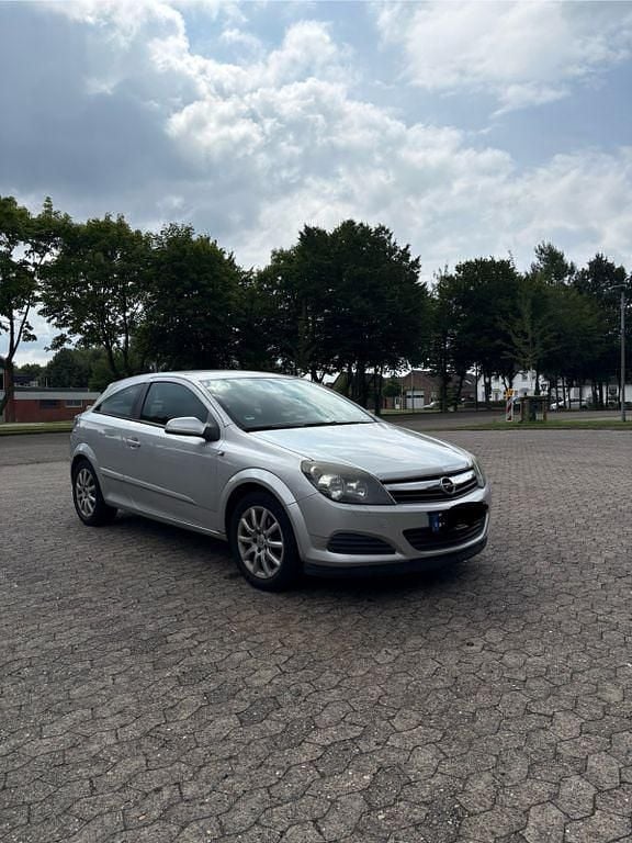Gebraucht 2006 Opel Astra GTC Limousine | 1.700 € (Guter Preis) - Bild 1/4
