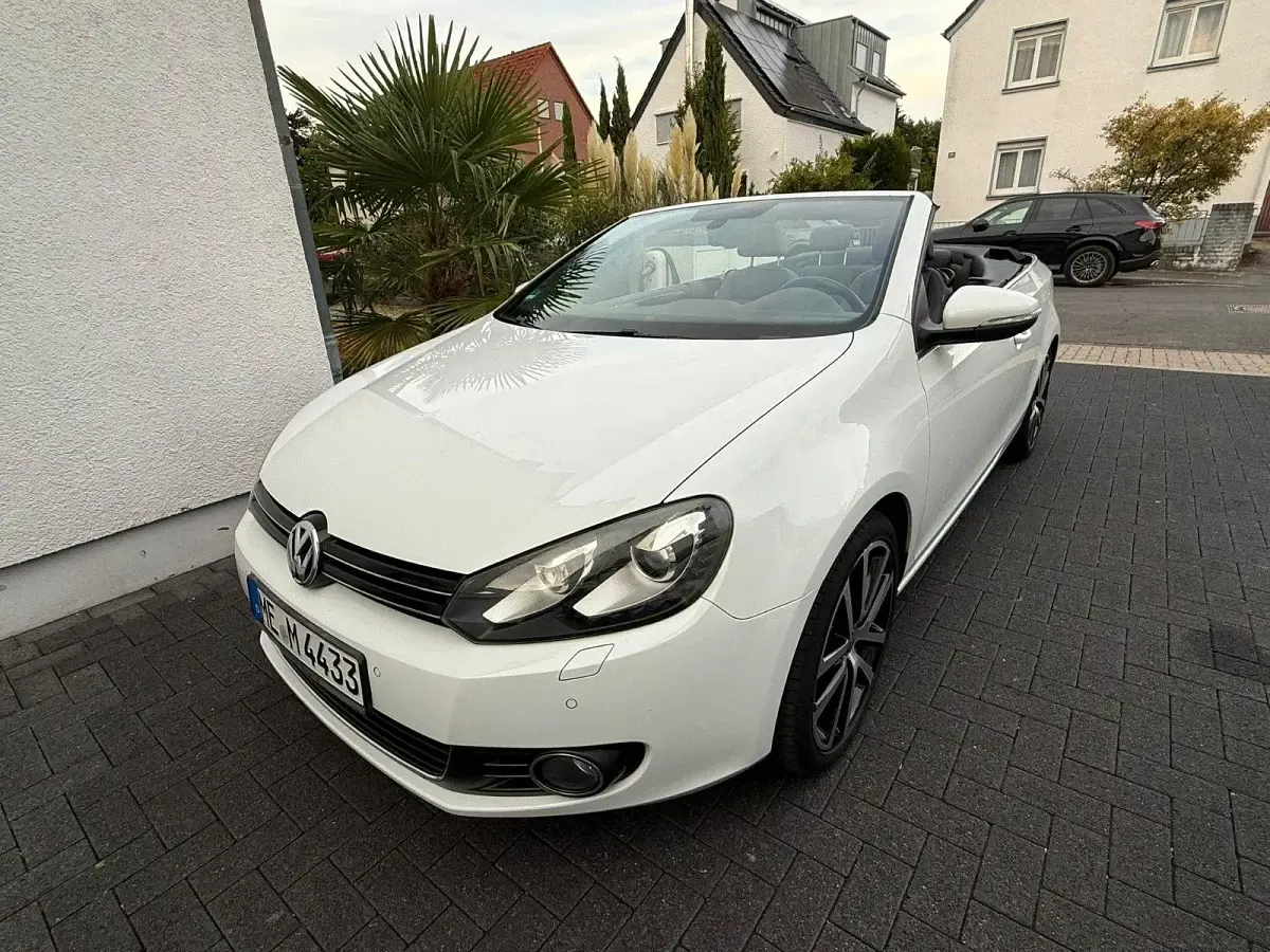Gebraucht VW Golf Cabriolet Match 160 PS (117 kW) 2012 Weiß Cabrio