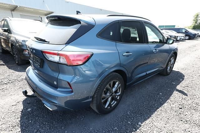 Chromablau metallic chromablau metallic Gebraucht 2022 Ford Kuga ST-Line X SUV | 21.406 € (Guter Preis) - Bild 1/4
