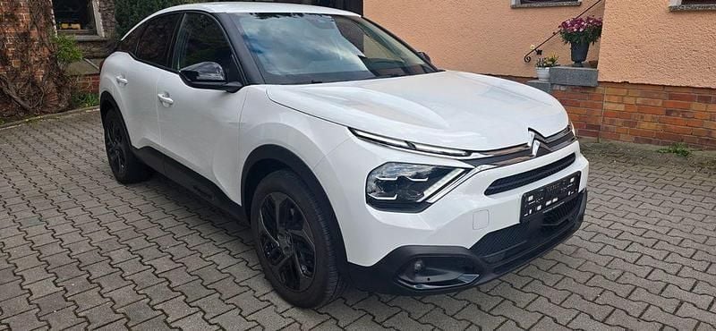 Gebraucht Citroën C4 Feel 131 PS (96 kW) 2022 Weiß Limousine