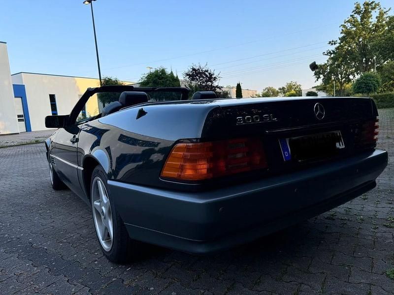 Gebraucht Mercedes SL300 190 PS (139 kW) 1992 Schwarz Cabrio
