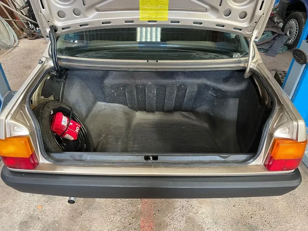 Gebraucht Audi 80 75 PS (55 kW) 1986 Gold Limousine