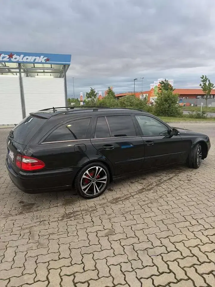 Gebraucht Mercedes E220 Avantgarde 170 PS (125 kW) 2008 Kombi