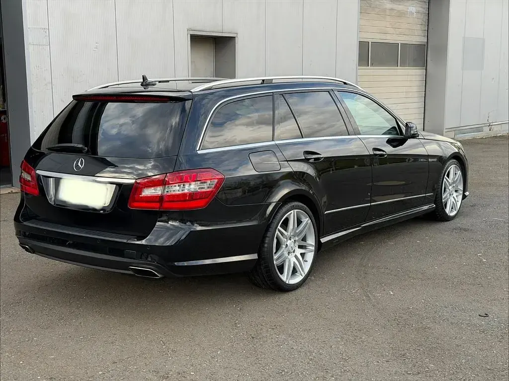 Gebraucht Mercedes E200 Avantgarde 184 PS (135 kW) 2013 Schwarz Kombi