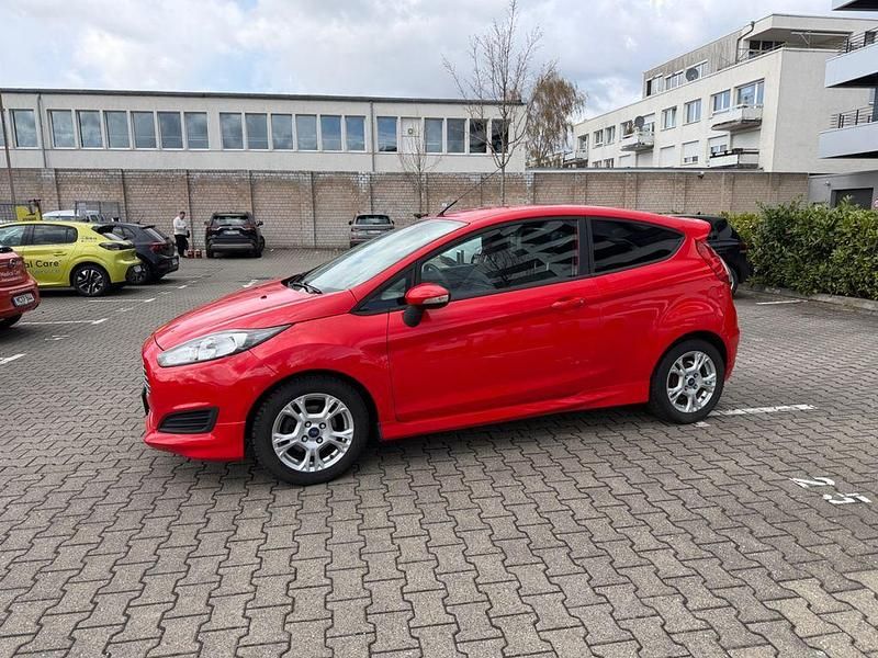 Gebraucht Ford Fiesta SYNC Edition 65 PS (47 kW) 2013 Rot Kleinwagen