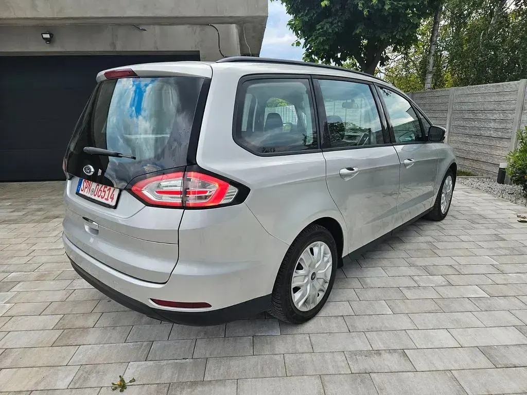 Gebraucht Ford Galaxy 150 PS (110 kW) 2017 Silber Van / Kleinbus