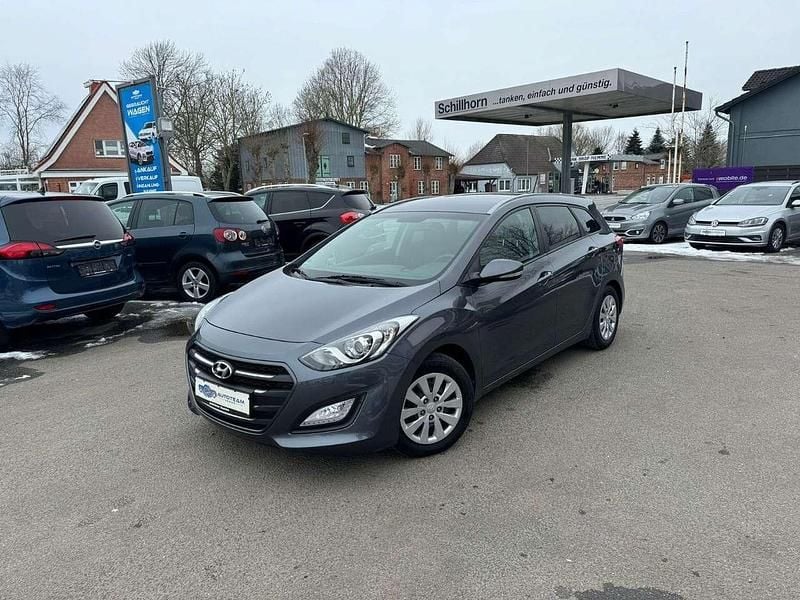 Gebraucht Hyundai i30 110 PS (80 kW) 2017 Grau Kombi