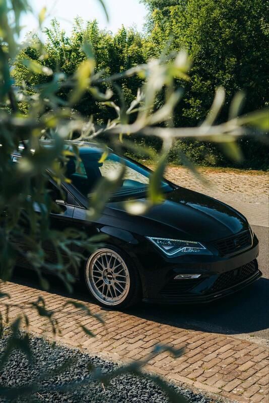 Schwarz Gebraucht 2017 Seat Leon ST FR Kombi | 19.500 € (Teuer) - Bild 1/4