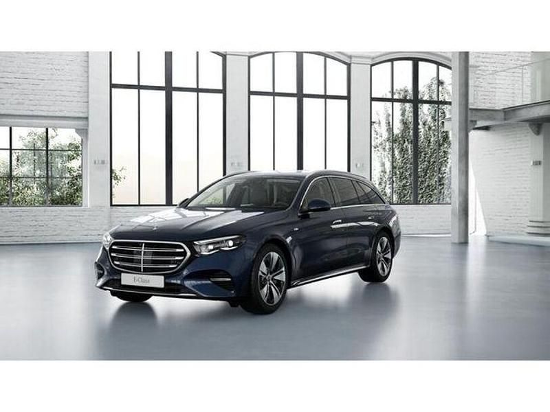 Gebraucht Mercedes E300 Premium 313 PS (230 kW) 2025 Nautikblau Kombi