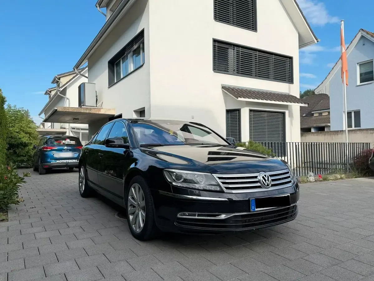 Gebraucht VW Phaeton 239 PS (175 kW) 2011 Schwarz Limousine