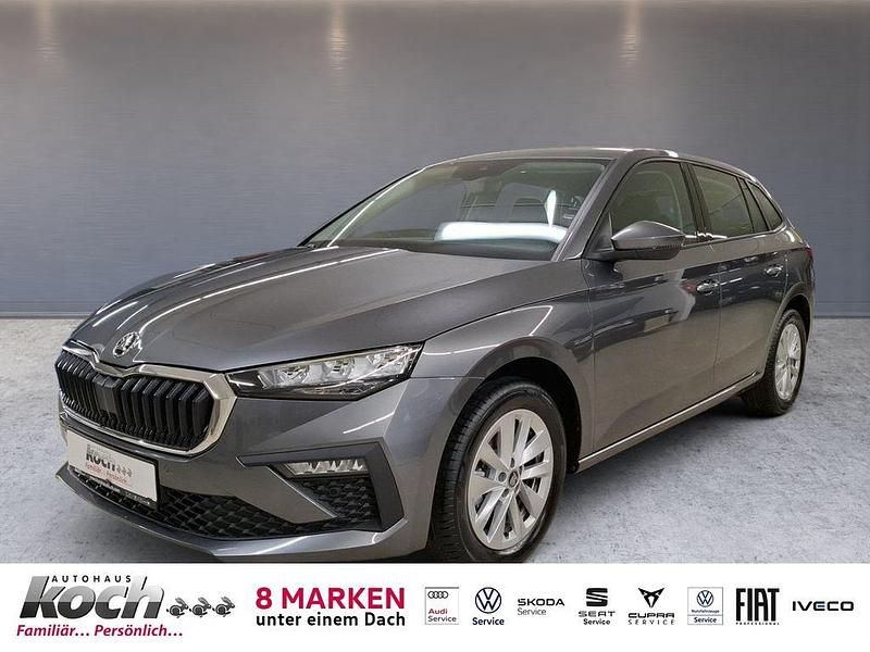 Grau Neu 2025 Skoda Scala Selection Kleinwagen | 26.990 € (Fairer Preis) - Bild 1/4