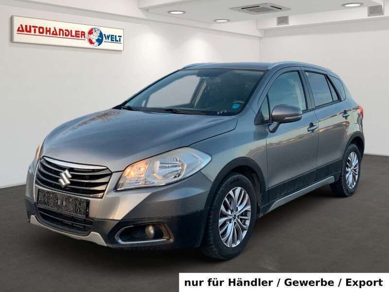 Grau Gebraucht 2015 Suzuki SX4 S-Cross Comfort SUV | 6.699 € (Superpreis) - Bild 1/3