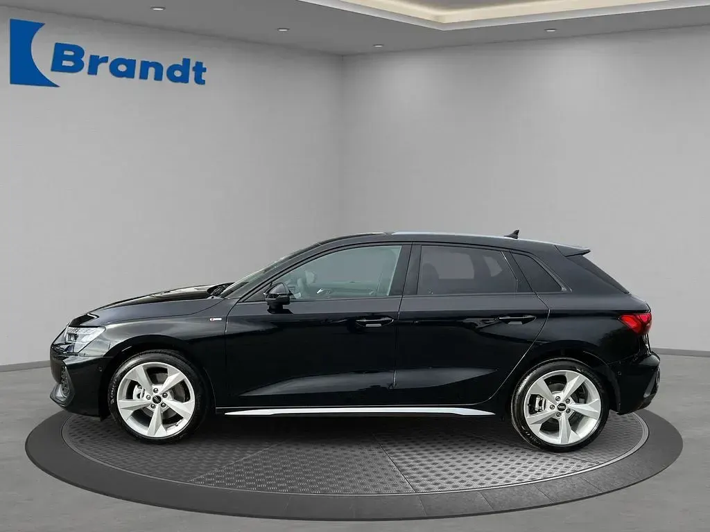 Gebraucht Audi A3 S-Line 204 PS (150 kW) 2025 Schwarz Limousine