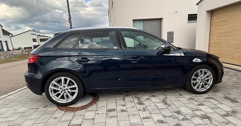 Gebraucht Audi A3 150 PS (110 kW) 2016 Blau Kombi