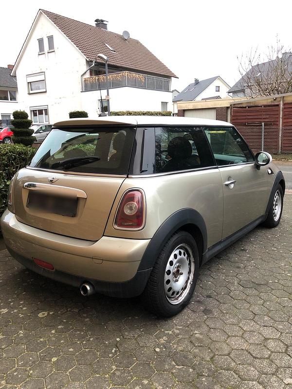 Silber Gebraucht 2009 Mini Cooper D Kleinwagen | 1.550 € (Superpreis) - Bild 1/4