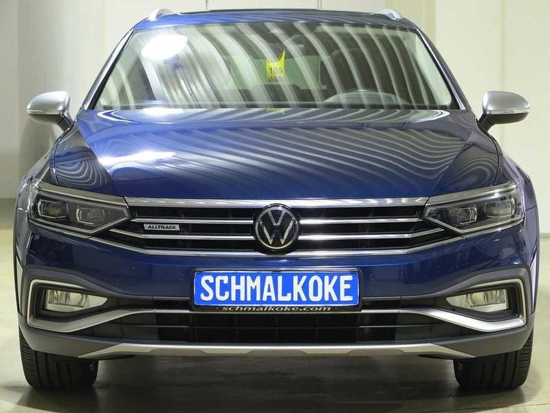 Aquamarine blue (metallic) Gebraucht 2022 VW Passat Alltrack Kombi | 33.500 € (Fairer Preis) - Bild 1/4