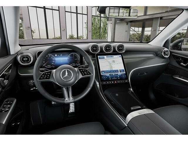 Gebraucht Mercedes GLC300 Advanced Plus 204 PS (150 kW) 2024 Grau SUV