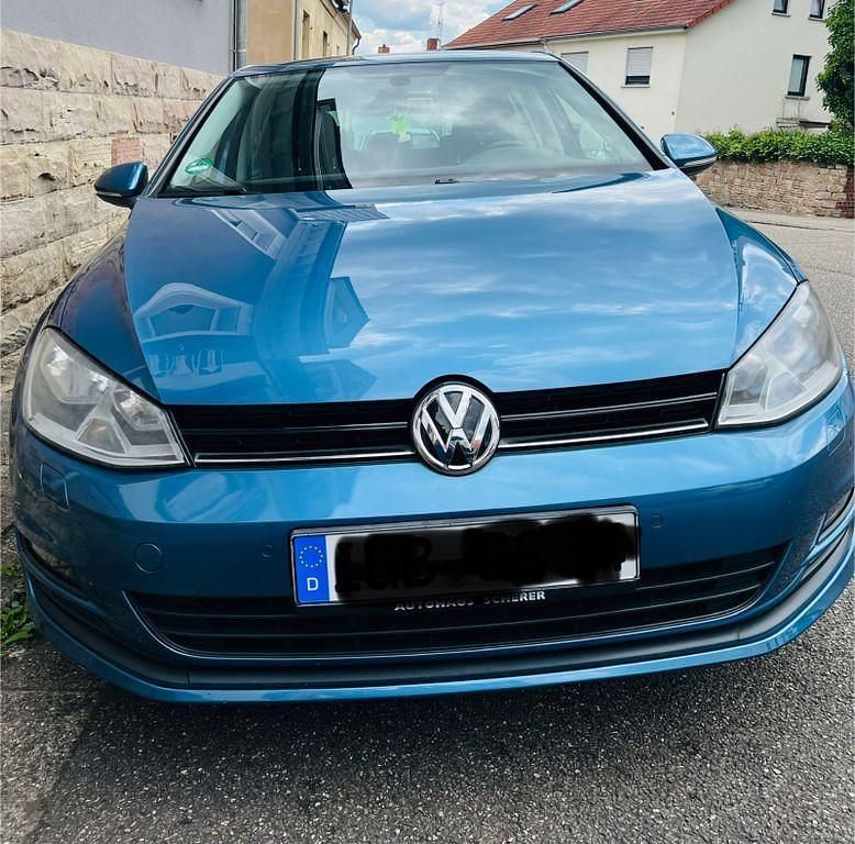 Blau Gebraucht 2014 VW Golf VII Edition Limousine | 9.500 € (Fairer Preis) - Bild 1/4