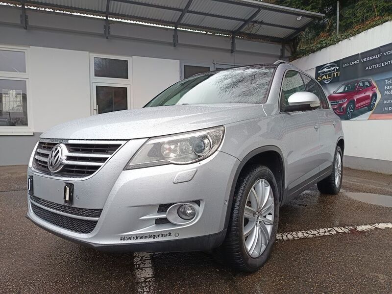 Silver metallic Gebraucht 2008 VW Tiguan Sportline SUV | 5.999 € (Superpreis) - Bild 1/4