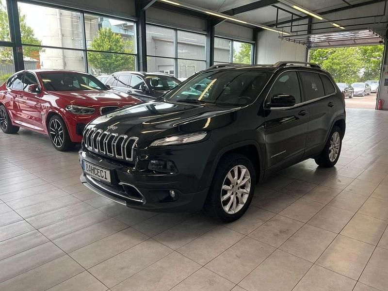 Brilliant black crystal pearl Gebraucht 2016 Jeep Cherokee Limited SUV | 10.950 € (Superpreis) - Bild 1/4
