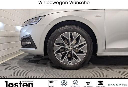 Gebraucht Skoda Octavia Tour 110 PS (80 kW) 2023 Brilliantsilber metallic Kombi