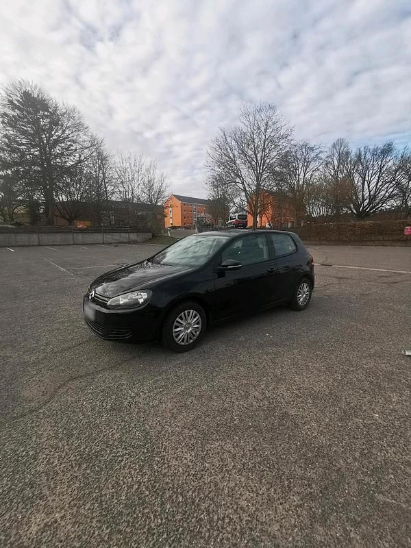 Gebraucht VW Golf VI 75 PS (55 kW) 2009 Schwarz Kleinwagen