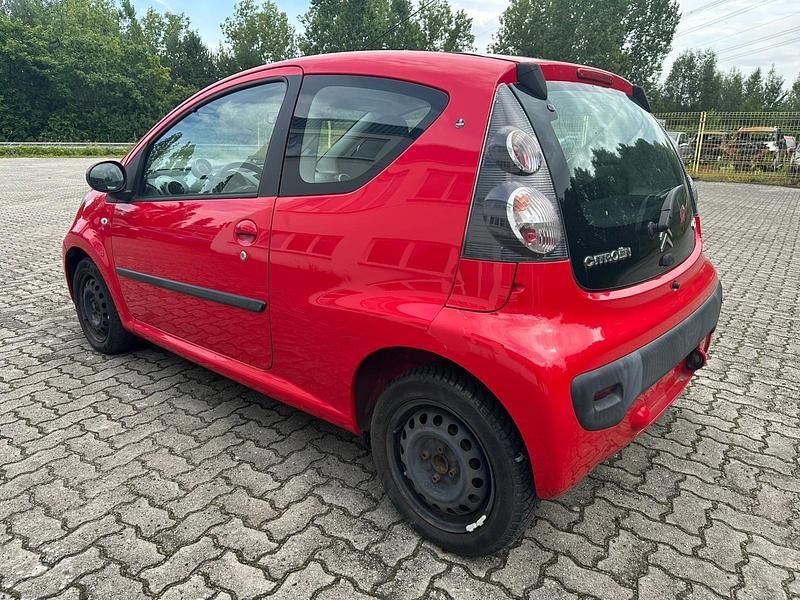 Gebraucht Citroën C1 68 PS (50 kW) 2008 Rot Kleinwagen