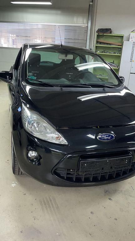 Gebraucht Ford Ka Champions Edition 69 PS (50 kW) 2011 Schwarz Kleinwagen