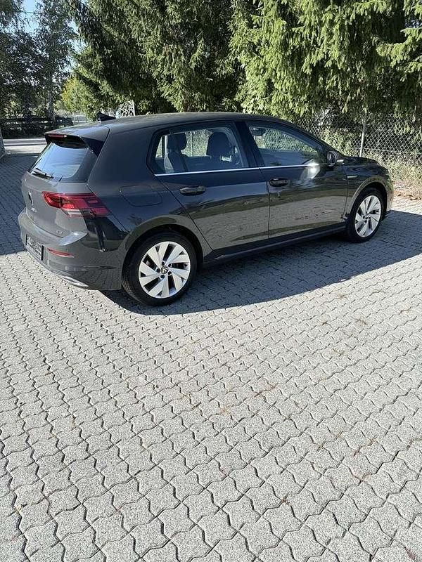Gebraucht VW Golf VII Style 150 PS (110 kW) 2020 Grau Limousine