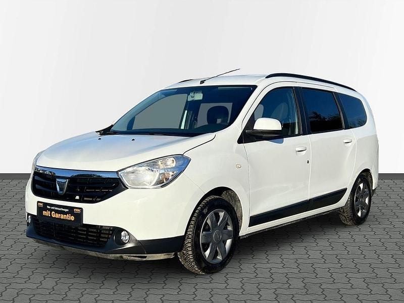 Gebraucht Dacia Lodgy Lauréate 102 PS (75 kW) 2016 Weiß Van / Kleinbus