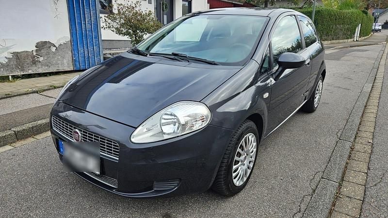 Grau Gebraucht 2008 Fiat Punto Kleinwagen | 3.800 € (Teuer) - Bild 1/4