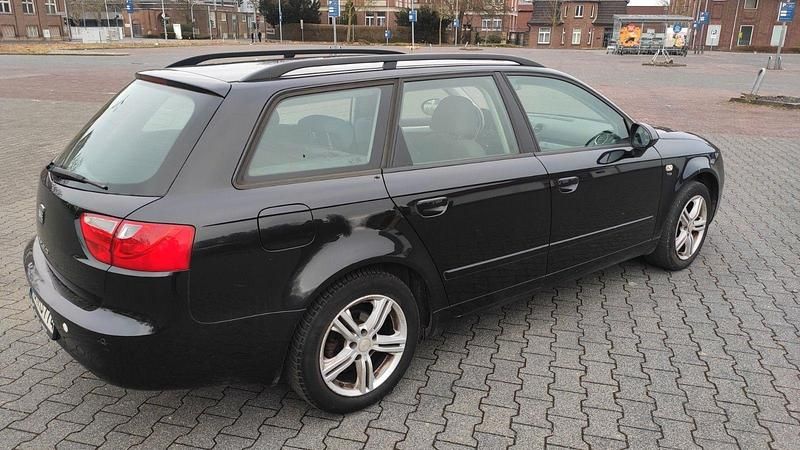 Gebraucht Seat Exeo Style 143 PS (105 kW) 2010 Schwarz Kombi