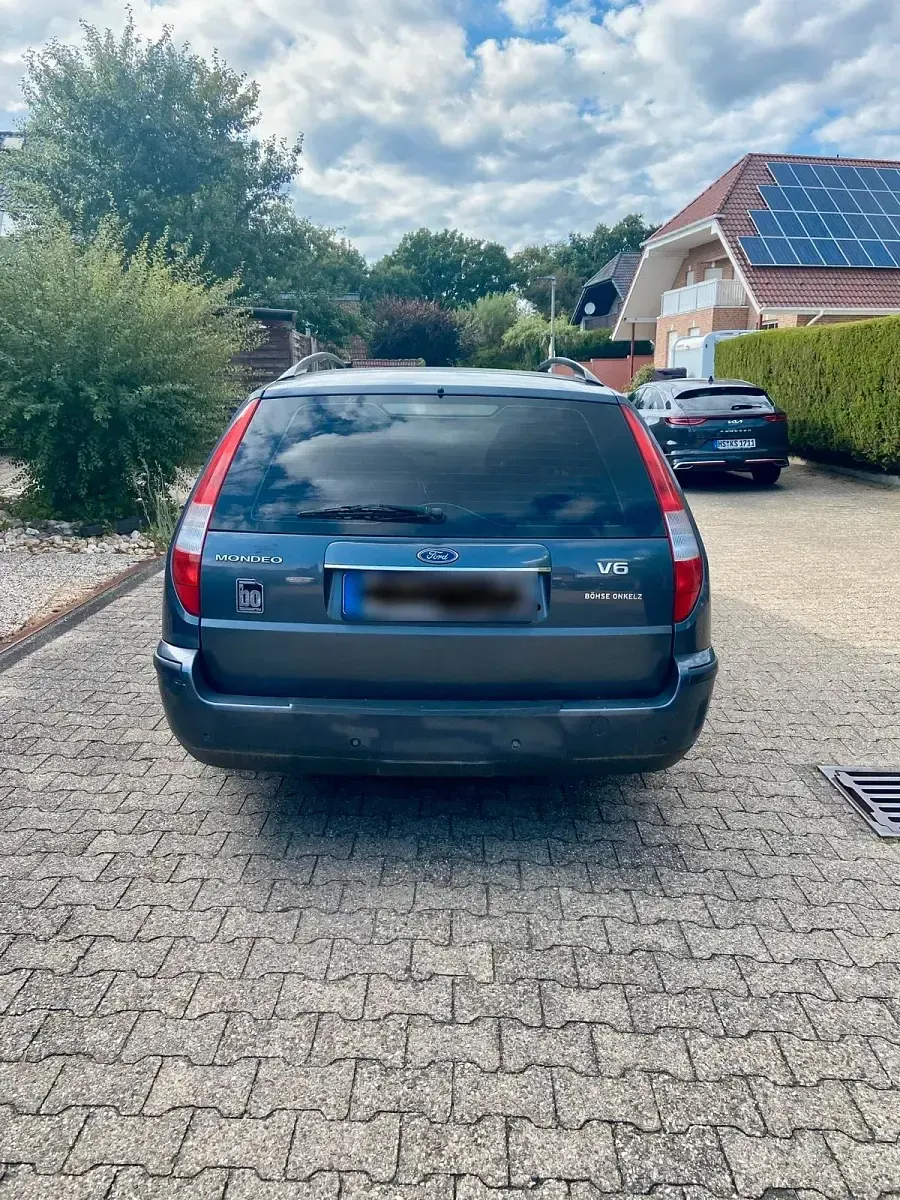 Gebraucht Ford Mondeo 170 PS (125 kW) 2003 Blau Kombi