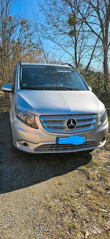 Gebraucht Mercedes Vito 163 PS (119 kW) 2017 Silber Van