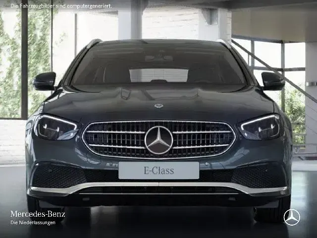 Gebraucht Mercedes E220 200 PS (147 kW) 2022