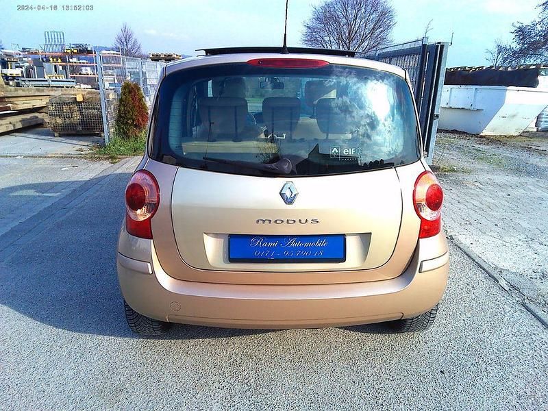 Gebraucht Renault Modus Initiale 111 PS (81 kW) 2005 Gold Van / Kleinbus
